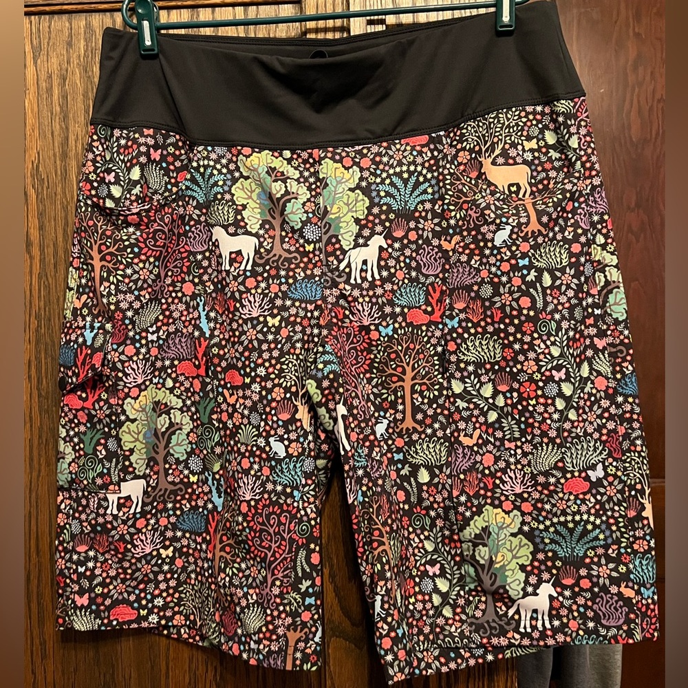 Shredly Mountain Bike Curvy Short - Tina